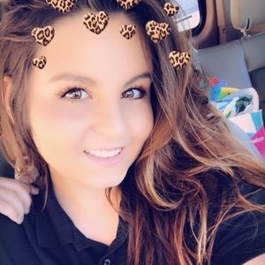 Meet your Posher, Michaela